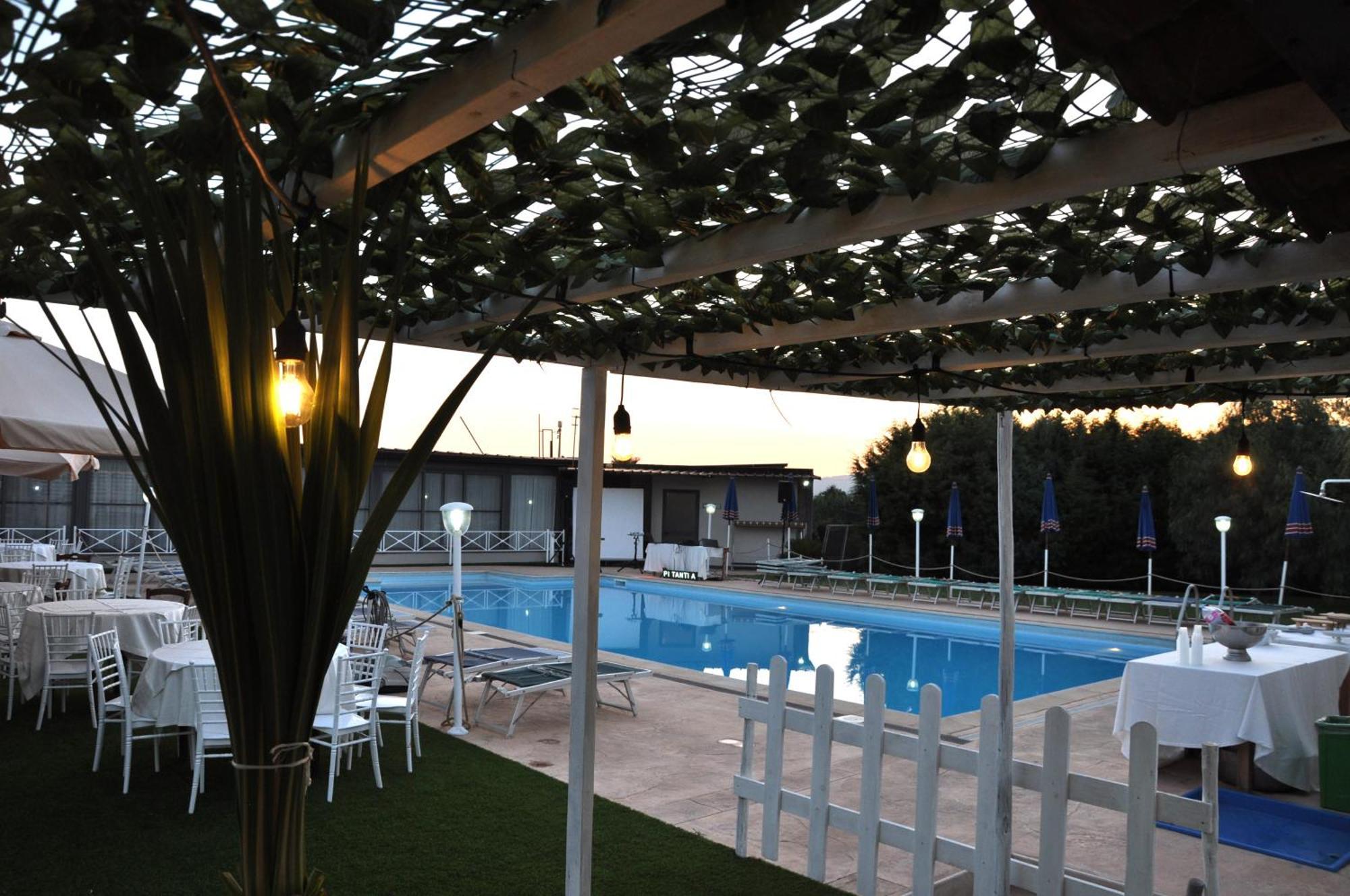 첼로레 Agriturismo Borgo Baldassarre 빌라 외부 사진